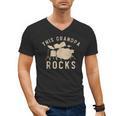 Dieser Opa Rockt Trommzeuger Drummer Musik Drum Kit Men's V-Neck T-Shirt, trending gift