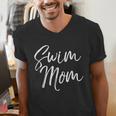 Cute Swimming Mom Mother's Day For Swimmers Swim Mom Men's V-Neck T-Shirt