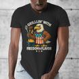 Grillin’ Eagle BBQ Dad 4th Of July Father’s Day Men's V-Neck T-Shirt