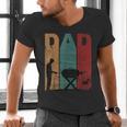 Vintage BBQ Dad Silhouette Father's Day Retro Men's V-Neck T-Shirt Vintage BBQ Dad Silhouette Father's Day Retro Men's V-Neck T-Shirt