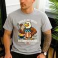 Grillin’ Eagle BBQ Dad 4th Of July Father’s Day Men's Casual T-Shirt Sport Grey