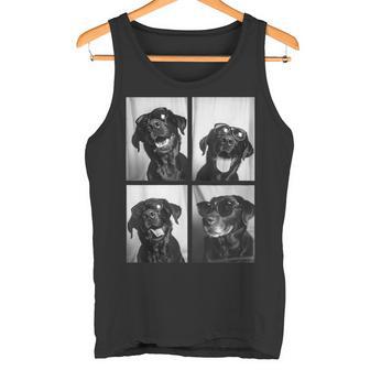 Lustigechwarze Labrador-Hunde Mitonnenbrille Haustiere Tank Top - Geschenkecke