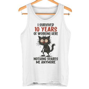 10 Años De Aniversario De Trabajoobreviví 10 Años De Trabajo Camiseta sin mangas - Regaloses