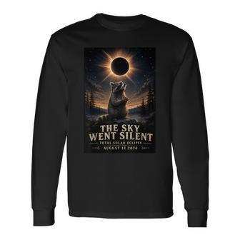 12 Août Amoureux D'astronomie Raton Laveur Regardant L'éclipse T-shirt à manches longues - Cadeauxyz