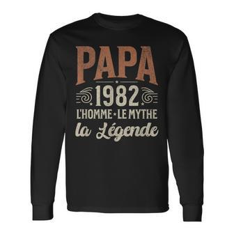 1982 Papa Homme Mythe Légende Humour Anniversaire Papa 1982 T-shirt à manches longues - Cadeauxyz
