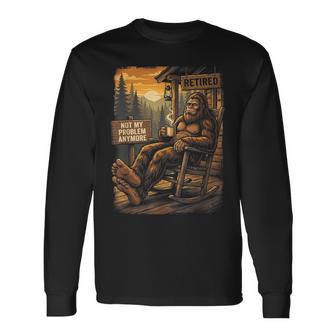 Bigfoot Sasquatch Retired Retirement Humor For Men Long Sleeve T-Shirt | Seseable UK