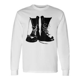 Groupe De Punk Rocker Des Années 90 Avec Grunge Rock Boots T-shirt à manches longues - Cadeauxyz