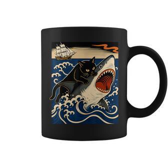 Gato Negro Caza Tiburón Japonés Taza de café - Regaloses