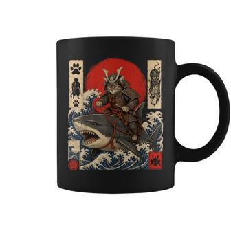Tiburónamurai Gato Arte Japonés Gato Montando Taza de café - Regaloses
