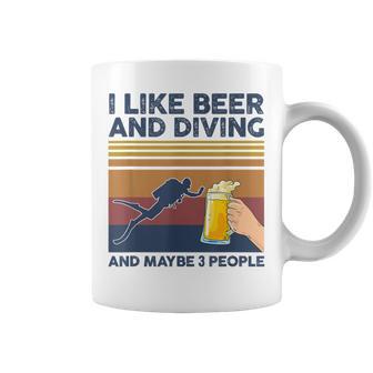 I Like Beer And Diving And Maybe 3 People 面白いギフト コーヒーマグ - Kawaiitshirt