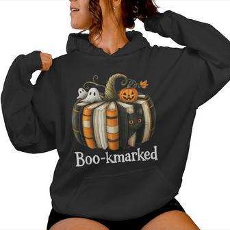 Boo-Kmarked Fall Pumpkin Books Halloween Teacher Teaching Women Hoodie - Thegiftio UK
