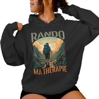 Idées Cadeau Humour Original Rando Pour Randonneur Fan Randonnée Balade Montagne Rando Ma Thérapie -Adultes-Enfants Noir Uni Coupe Classique Manche Courte Col Rond Sweat à capuche femme - Cadeauxyz