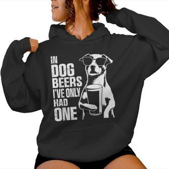 Retro Beer Pun Bar Pub Crawl Party Hombres Es Cerveza Divertida Sudadera con capucha para mujer - Regaloses