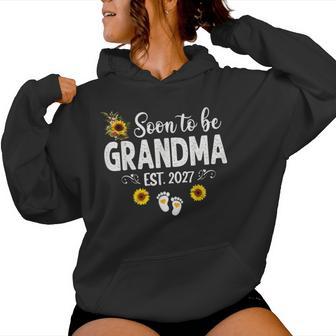Soon To Be Grandma 2027 Mother's Day For New Grandma Women Hoodie - Thegiftio UK