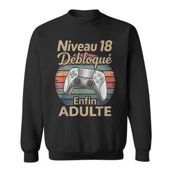 Idée Cadeau Anniversaire 18 Ans Garçon Niveau 18 Débloqué Sweater e - Cadeauxyz