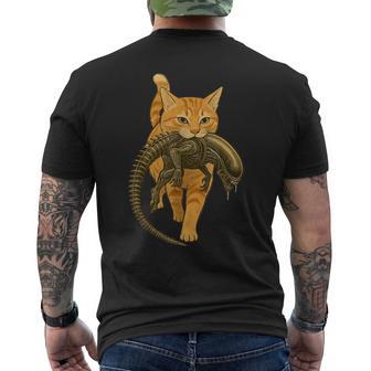 Cat Carrying Alien Sci Fi Cat Horror Halloween Men's T-shirt Back Print | Seseable UK