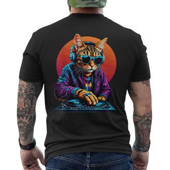 Cat Dj Techno Tourne-Disque Edm Cat Electronic Dance Music T-shirt imprimé au dos - Cadeauxyz