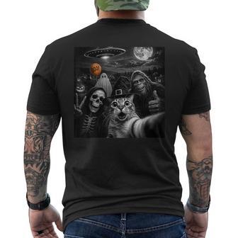 Cat Selfie With Bigfoot Skeleton Alien Ufo Cat Lover Men's T-shirt Back Print - Thegiftio UK