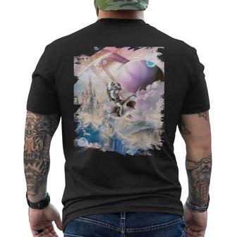 Chat Galaxie Astronaute Équitant Requin Arc-En-Ciel Licorne T-shirt imprimé au dos - Cadeauxyz