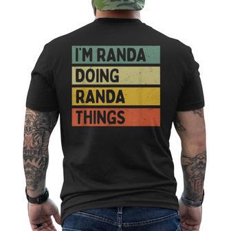 Citation Personnalisée Humoristique I'm Randa Doing Randa Things T-shirt imprimé au dos - Cadeauxyz