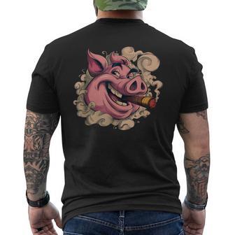 Costume De Tête De Cochon Avec Cigare Fumant T-shirt imprimé au dos - Cadeauxyz