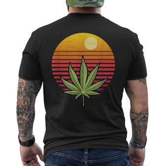 Feuille De Cannabisintage De Marijuana T-shirt imprimé au dos - Cadeauxyz