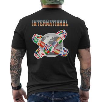 Globe Terrestre International Avec Drapeaux Du Monde T-shirt imprimé au dos - Cadeauxyz