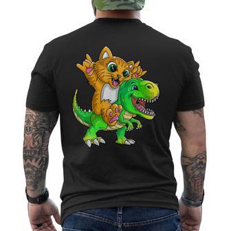 Katze Auf Dinosaurier Kinder Und Erwachsene T-Shirt mit Rückendruck - Geschenkecke