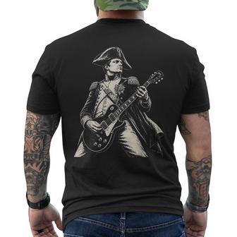 Napoléon Jouant De La Guitare Électrique À Bascule Humour T-shirt imprimé au dos - Cadeauxyz