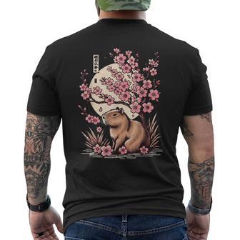 Sakura Feuilles De Cerisier En Fleurs Avec Capybara Japonais T-shirt imprimé au dos - Cadeauxyz