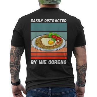 Vintage Facilement Distrait Par Les Amateurs De Nourriture Rétro Mie Goreng T-shirt imprimé au dos - Cadeauxyz