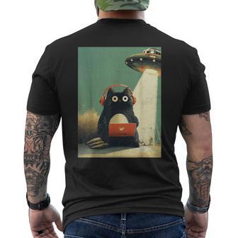 Vintage Japonés Gato Trabajo En Portátil Abducción Ovni Anime Camiseta Hombre Estampado Espalda - Regaloses