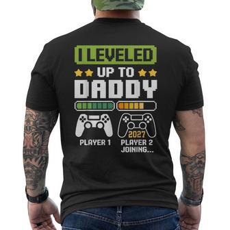 Vintage Leveling Up To Daddy 2027 Soon To Be Dad 2027 Men's T-shirt Back Print - Thegiftio UK