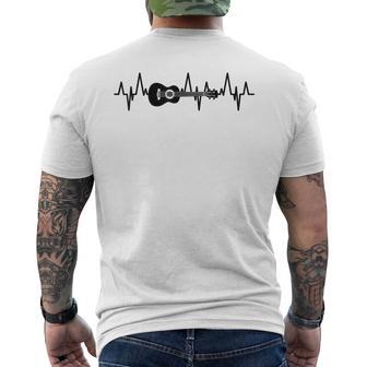 Le Battement De Cœur Du Ukulélé L'enthousiaste Du Ukulélé T-shirt imprimé au dos - Cadeauxyz
