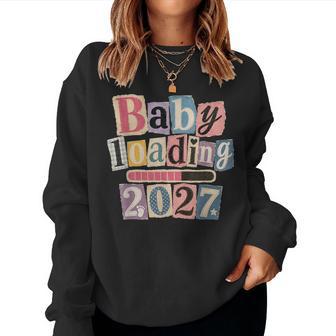 Baby Loading 2027 Pregnancy Announcement Mom To Be Women Sweatshirt - Thegiftio UK