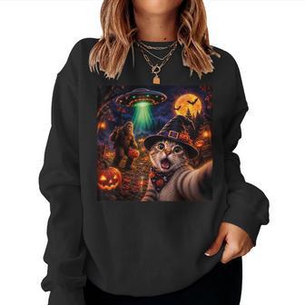 Halloween Cat Selfie With Bigfoot Ufo Kids Women Sweatshirt - Thegiftio UK