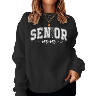 Senior Mom 2027 Proud Mom Mother Graduate Class Of 2027 Women Sweatshirt - Thegiftio UK