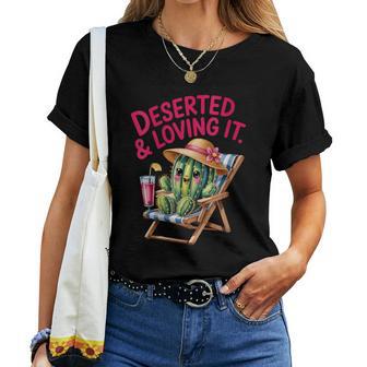 Cactus Desierto Y Amándolo Cuello Camiseta de mujer - Regaloses