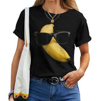 Cool Banana Portant Des Lunettes Deoleil Drôle Fruits T-shirt femme - Cadeauxyz