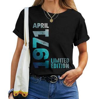 Edición Limitada Abril 1971 Cumpleaños Cuello Camiseta de mujer - Regaloses