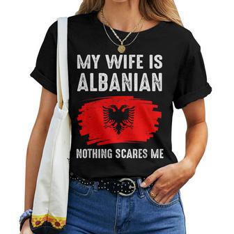 Mi Esposa Es Albanesa El Orgullo De Albania Pride Flag Heritage Roots Camiseta de mujer - Regaloses
