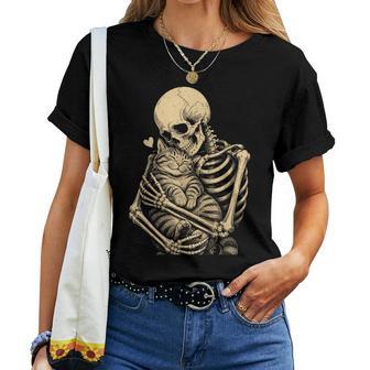 Vintage Skeleton Hugging Cat Mom Dad Halloween Spooky Season Women T-shirt | Seseable UK