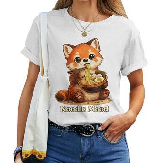 Noodle Mood Panda Roux Mignon Avec Ramenuper Idée Cadeau Haut De Gamme T-shirt femme - Cadeauxyz
