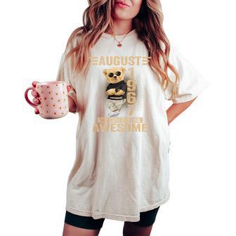 オンバック 8月59日 誕生日 男性 女性 1967年 テディベア レディースオーバーサイズコンフォートTシャツ - Kawaiitshirt