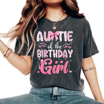 Auntie Of The Birthday Girl Pink Coquette Bow Family Women's Oversized Comfort T-Shirt | Seseable UK