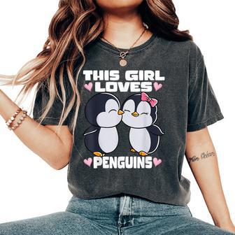 Carino Pinguino Questa Ragazza Ama I Pinguini T-shirt comoda oversize da donna - Novitaregali