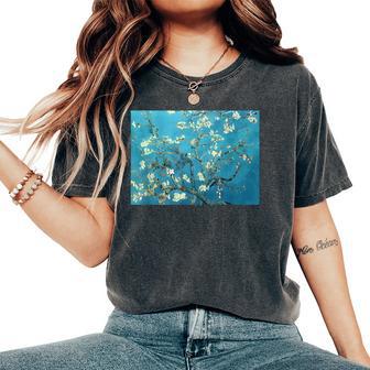 ヴィンセント・ファン・ゴッホ作「アーモンドの花の枝」1890 レディースオーバーサイズコンフォートTシャツ - Kawaiitshirt