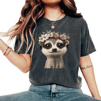 花柄クラウン付きのかわいいミーアキャット レディースオーバーサイズコンフォートTシャツ - Kawaiitshirt