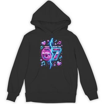 I Was 6 Now Im 7 Year Old 7Th Birthday Bootleg 6 7 Birthday Hoodie - Thegiftio UK