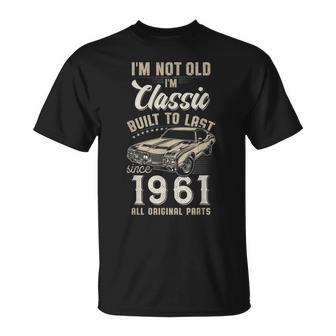 65 Cumpleaños Nacido En 1961 Coche Clásico Camiseta unisex - Regaloses